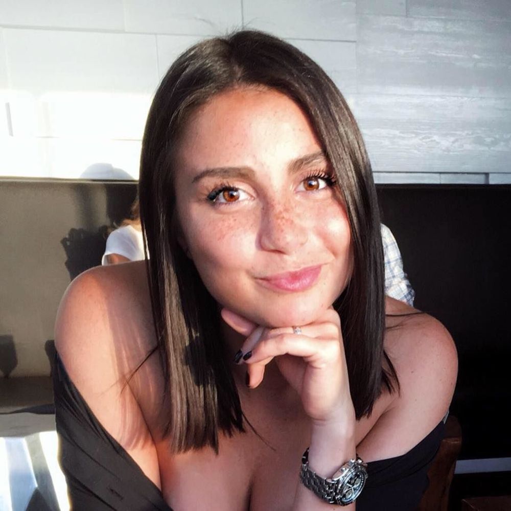 Meet your Posher, Emma